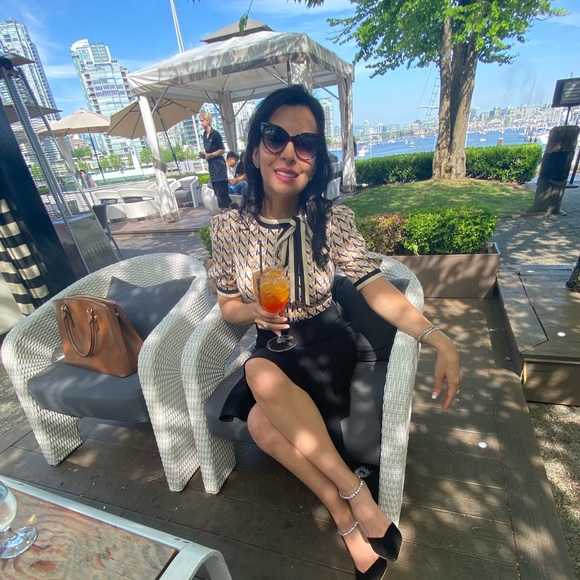 Beautiful Ports dress - Picture 5 of 5